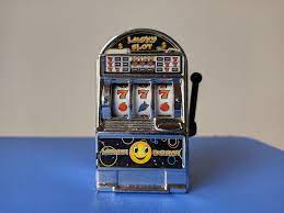 An Introduction to Slot Machines